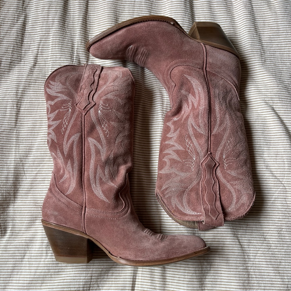 IDYLLWIND Women’s Charmed Life Western Boots Pointed Toe Pink Suede Size 7.5